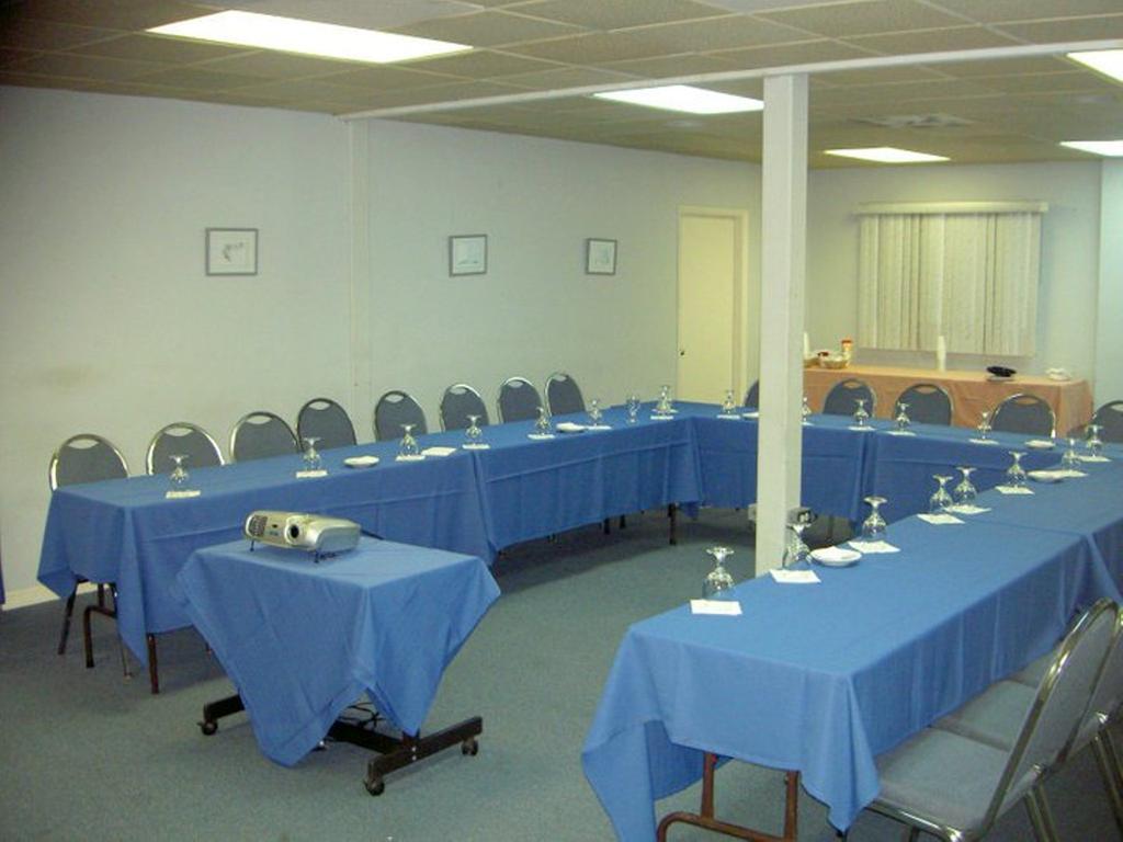 Carl'S Unique Inn & Conference Facilities Simpson Bay Εξωτερικό φωτογραφία