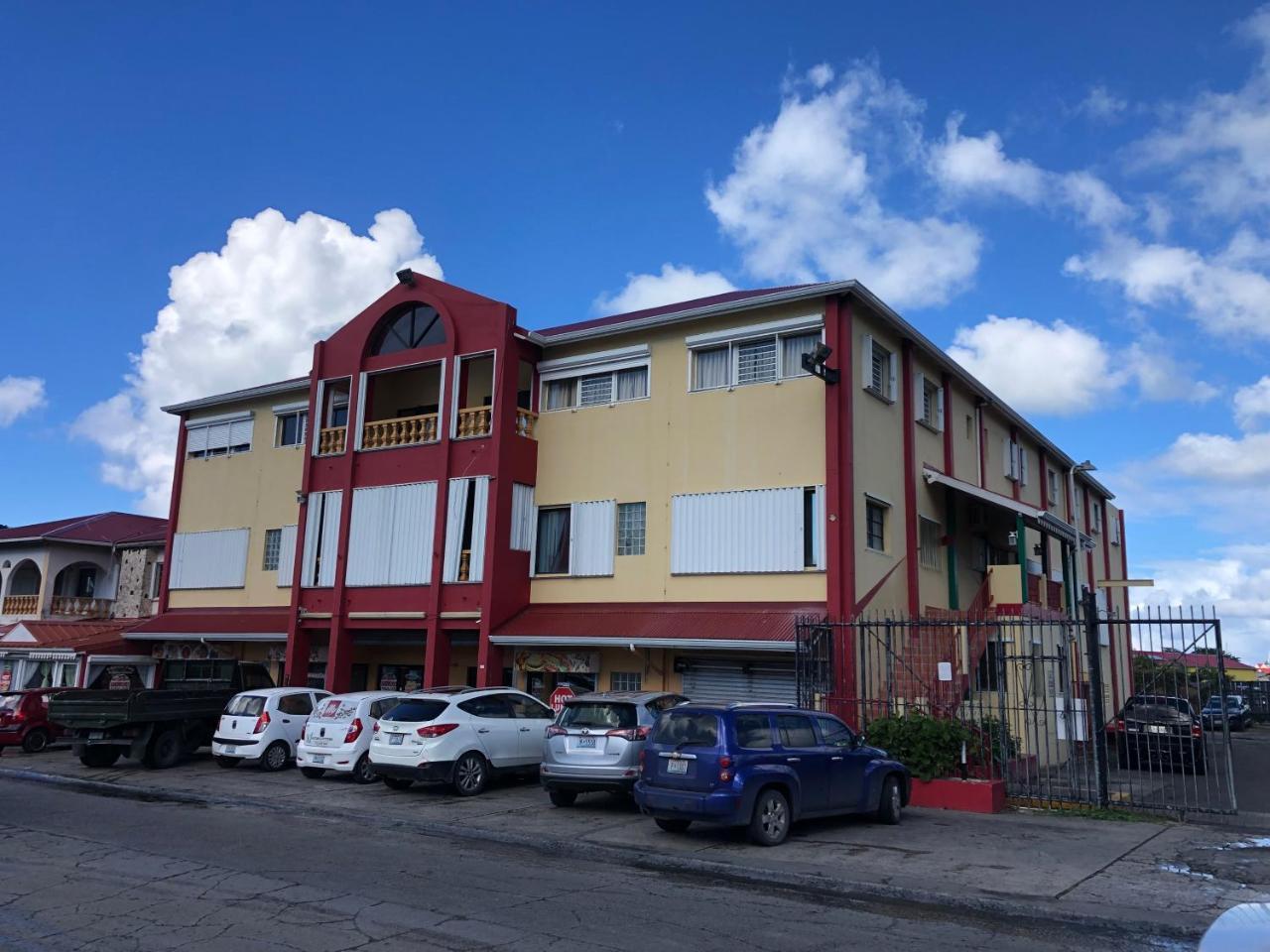 Carl'S Unique Inn & Conference Facilities Simpson Bay Εξωτερικό φωτογραφία